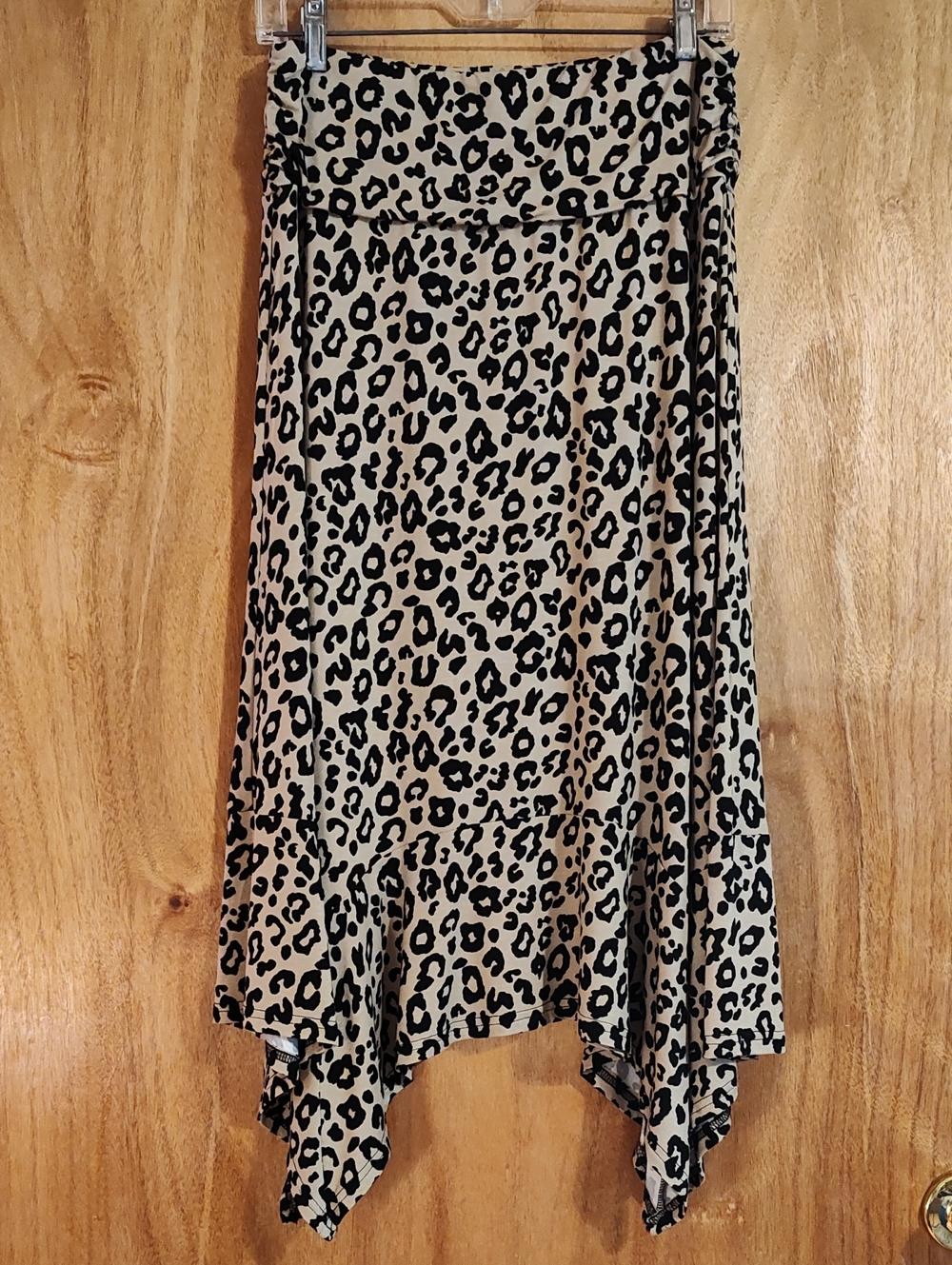 ✨Like New✨ PrinStory Leopard Print Skirt Tan Black Handkerchief Hem Stretch Lrg